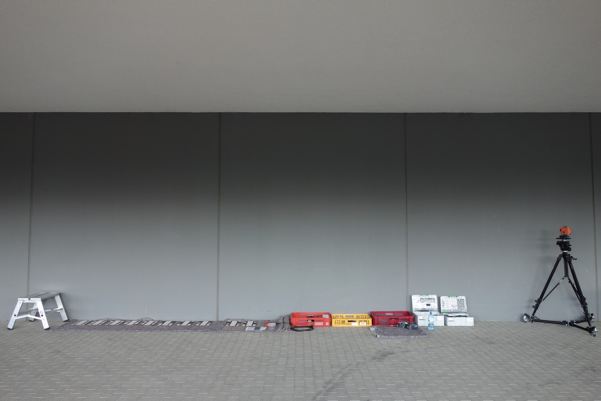 01 "BACK IN BLACK" 31-40 Installation
